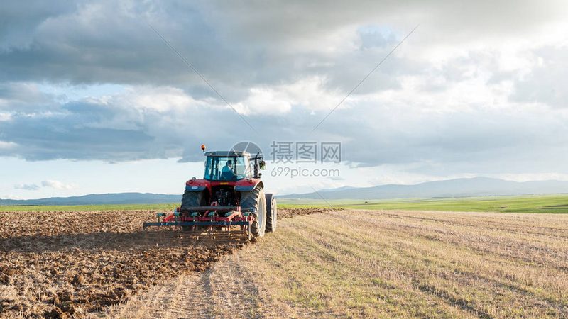 上海农业机械参数对比：关键指标解读与选购要点